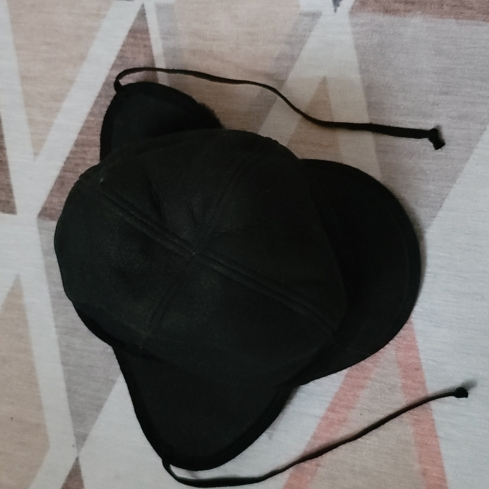 Shearling trapper cap